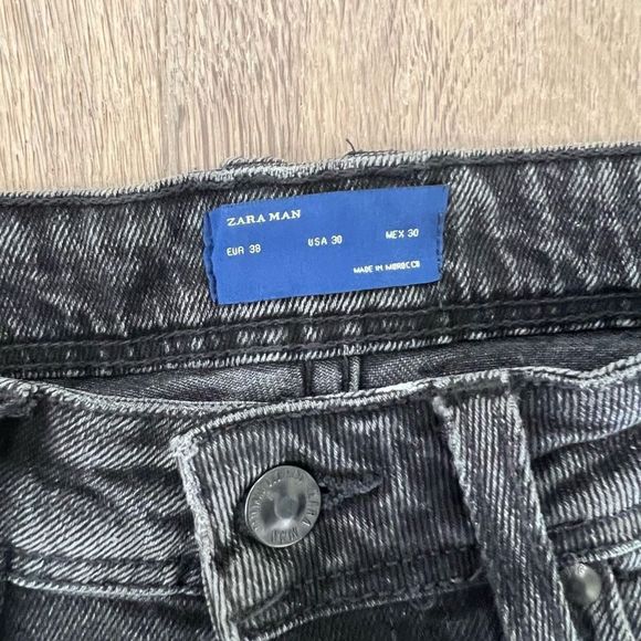 Zara Man Men’s Black Straight Leg Denim Jeans Size 30 - Picture 2 of 4
